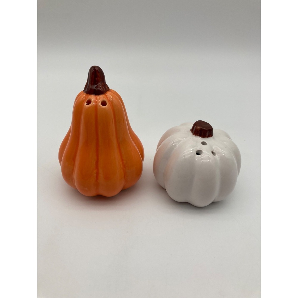 Halloween Thanksgiving Fall Ceramic Salt & Pepper Shakers Set Pumpkin Gourd